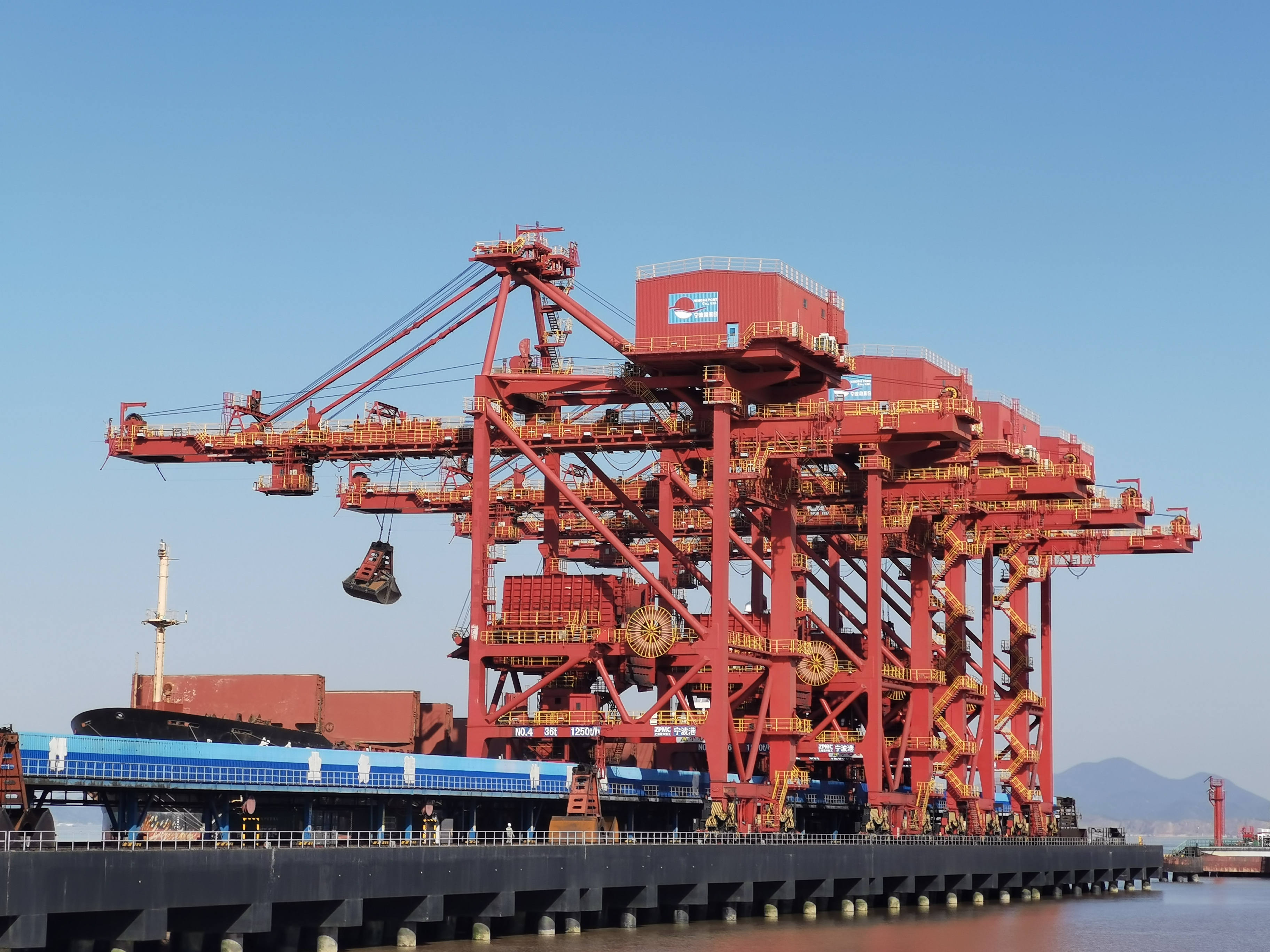 镇司 卢琛琛 摄.jpg 镇司 卢琛琛 摄.jpg