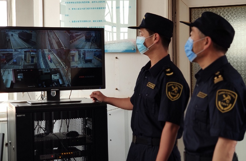 秦皇岛海关助力口岸铜精矿进口(图) 秦皇岛海关助力口岸铜精矿进口(图)