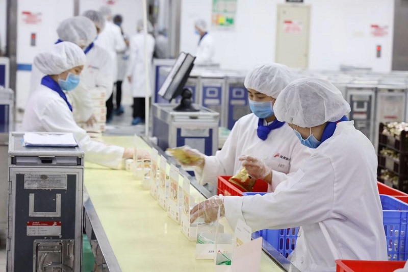 村里“蜜柚”上云端（图）