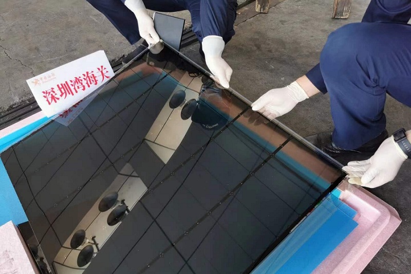 深圳湾海关查获价值500余万伪报进境手机液晶显示屏（图）