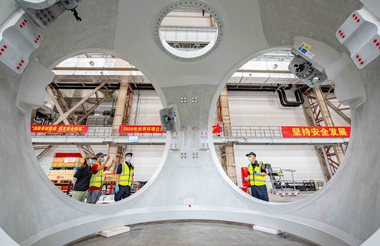 广澳海关特事特办支持进口设备返出口维修(图) 广澳海关特事特办支持进口设备返出口维修(图)