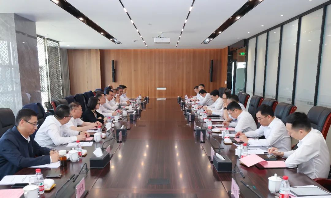 https://mmbiz.qpic.cn/sz_mmbiz_jpg/BVYHvzV577OBCBWQcWLFXuR3raxlB8mmHteEdlGiaribKSFPoYegJb7APFISWaZakASrwIXU8gfeLYibqgpnJQibgg/640?wx_fmt=jpeg&from=appmsg