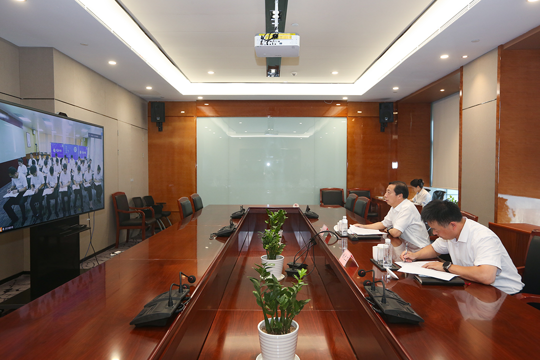 2Z2A8057-1080.jpg